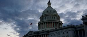 FILE PHOTO: The U.S. Capitol building is seen in Washington, U.S., December 18, 2023. REUTERS/Elizabeth Frantz/File Photo