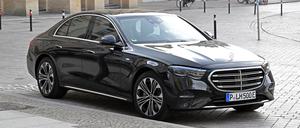 Der neue Dienstwagen, ein Mercedes E 300 E.