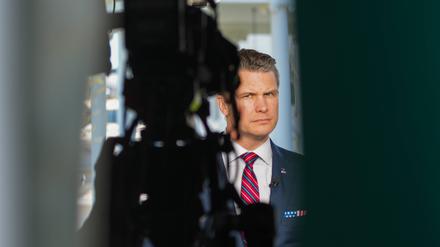 Hat Pentagon-Chef Hegseth Informationen via Signal geteilt, die als vertraulich eingestuft waren? Die US-Regierung bestreitet das. (Archivbild)