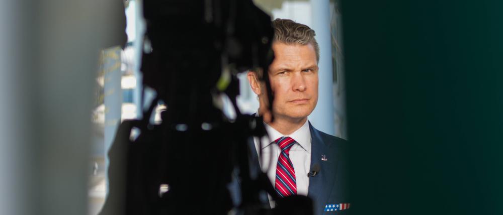 Hat Pentagon-Chef Hegseth Informationen via Signal geteilt, die als vertraulich eingestuft waren? Die US-Regierung bestreitet das. (Archivbild)