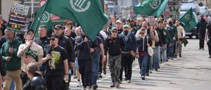Neonazis aus ganz Deutschland reisen in nach Zwickau für einen rechtsextremen Aufmarsch.