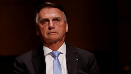 Brasiliens Ex-Präsident Jair Bolsonaro muss sich vor Gericht verantworten. Die Anklagepunkte: versuchter Staatsstreich und Planung eines Mordattentats.