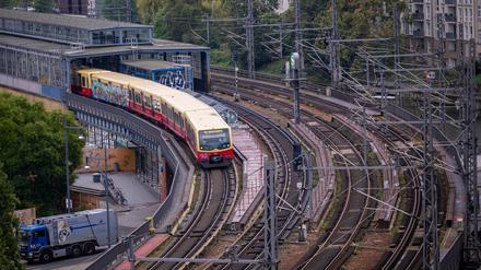 Wann ein neuer Betreiber für Teile der S-Bahn feststeht, ist noch offen (Archivbild). 