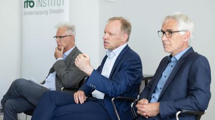 Clemens Fuest, Präsident des ifo-Instituts, sieht keine tragbare Zukunftsperspektive für die Niederlassung in Dresden (Archivbild).