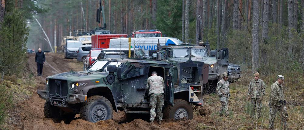 Vier US-Soldaten waren nach einer Übung nicht mehr auffindbar und gelten als vermisst. Das litauische Militär und die Polizei hatten deshalb gemeinsam mit dem US-Militär eine Suchaktion gestartet.