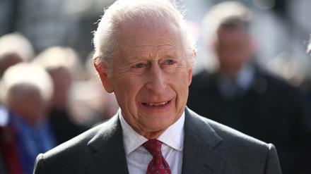 Der britische König Charles III. musste wegen Nebenwirkungen seiner Krebstherapie vorübergehend ins Krankenhaus. (Archivbild)