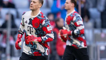 Manuel Neuer (l) fehlt dem FC Bayern weiter.