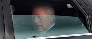 König Charles III. musste vorübergehend ins Krankenhaus.