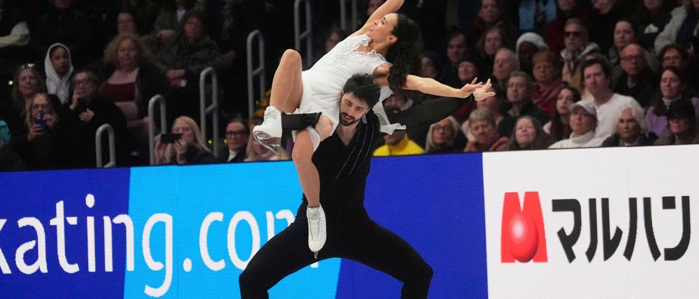 Das Eistanz-Duo Jennifer Janse van Rensburg und Benjamin Steffan holte einen Quotenplatz für Olympia.