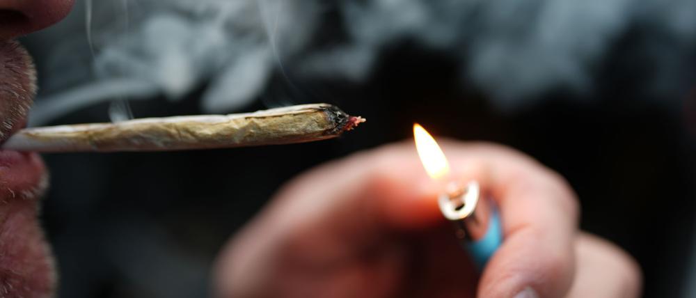 Cannabis zum Eigenkonsum ist seit einem Jahr für Erwachsene erlaubt. (Archivbild)