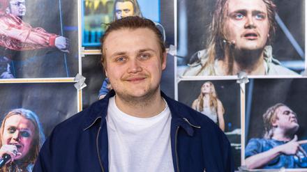 Johannes Scheidweiler verlässt das Staatstheater Cottbus zum Ende der laufenden Spielzeit.