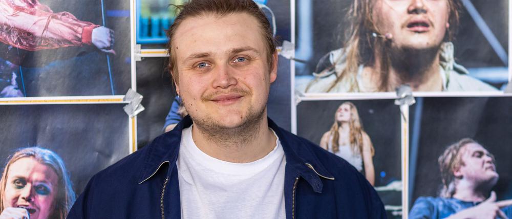 Johannes Scheidweiler verlässt das Staatstheater Cottbus zum Ende der laufenden Spielzeit.