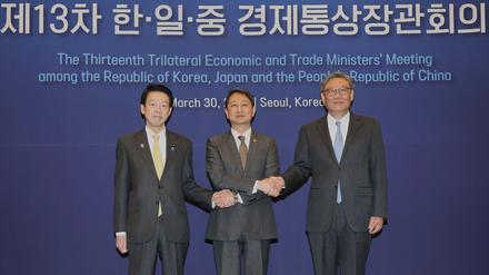 Die Handelsminister Südkoreas, Japans und Chinas haben über Freihandel gesprochen. 
