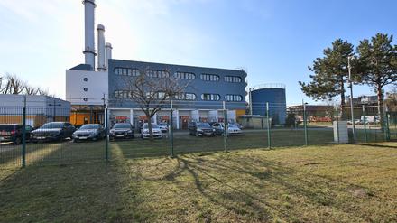 Das in die Jahre gekommene Heizkraftwerk Süd in Potsdam.