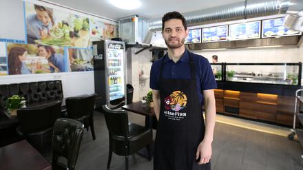 Mit dem neuen Imbiss „Atlanfiss“ hat sich der Informatiker und Inhaber Nawid Shadab einen Traum erfüllt.