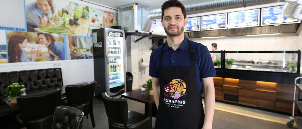 Mit dem neuen Imbiss „Atlanfiss“ hat sich der Informatiker und Inhaber Nawid Shadab einen Traum erfüllt.