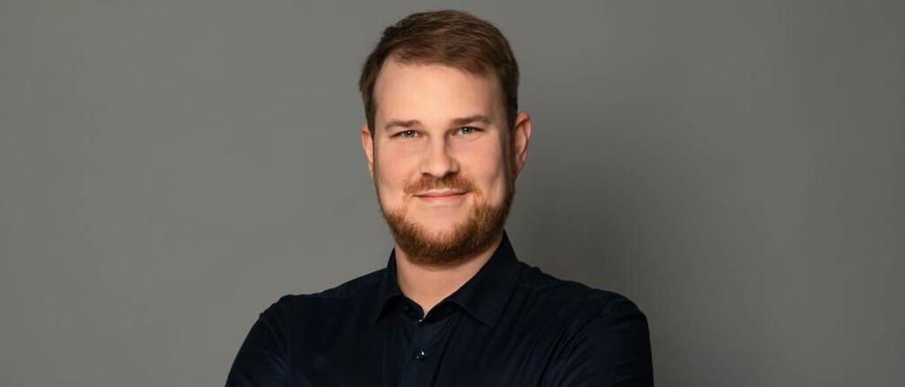 Lehrer Jotam Felmy von der Gustav-Heinemann-Oberschule bekam den Deutschen Lehrkräftepreis.