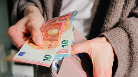 Die Kontrolle über das eigene Geld – für viele Verbraucherinnen und Verbraucher ist sie in den vergangenen Jahren immer wichtiger geworden. 