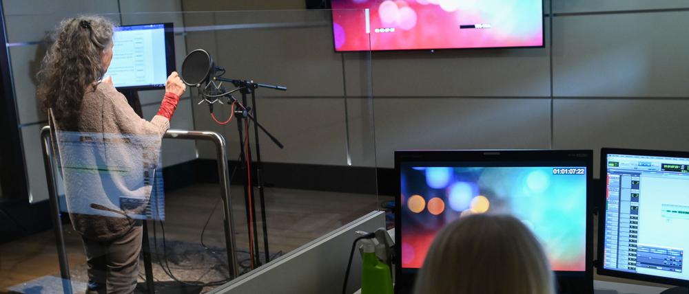 Arbeit im Synchronstudio. (Archivbild)