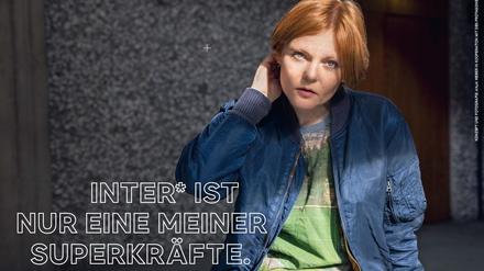 Motiv aus der Plakatkampagne „Inter*Leben in Berlin“ der Senatsverwaltung für Arbeit, Soziales, Gleichstellung, Integration, Vielfalt und Antidiskriminierung.  