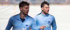 Er läuft schon wieder. Pascal Klemens (hinten) könnte in Köln den gelbgesperrten Innenverteidiger Marton Dardai ersetzen. 
