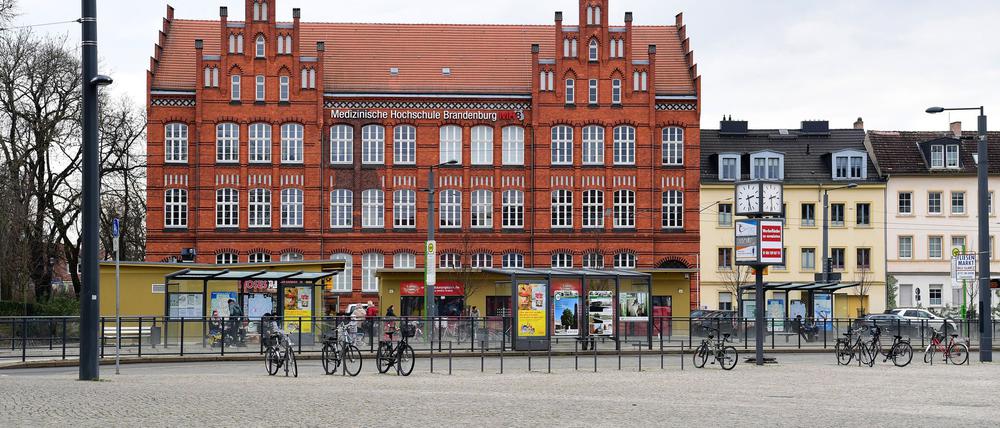 Die SPD/BSW-Landesregierung hat weniger Geld für die Medizinische Hochschule Brandenburg (MHB) vorgesehen (Archivbild).