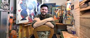 Kunstwerke aus dem Kellerloch: Yannik Krüger-Jacoby hat sein Atelier im Keller eines Wohnhauses eingerichtet. 