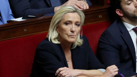Marine Le Pen am 1. April in der Nationalversammlung in Paris.