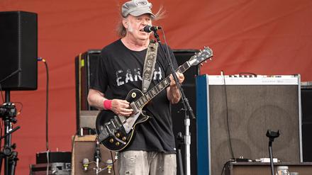 Neil Young macht sich im Vorfeld seiner Europatour Sorgen um seine Wiedereinreise. (Archivbild)