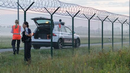 Klimaaktivistin muss für Sicherheitsmaßnahmen der Bundespolizei nach einer Störaktion bezahlen. (Archivbild)