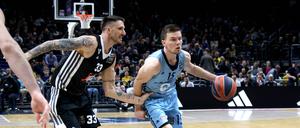 Martin Hermannson (rechts) war mit Alba in dieser Euroleague-Saison meist chancenlos. 