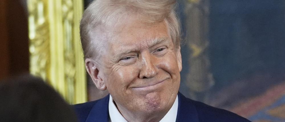 Präsident Donald Trump nimmt am jährlichen St. Patrick’s Day-Lunch im Kapitol teil.