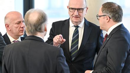 Die ostdeutschen Ministerpräsidenten fordern auch im Bundeskabinett starke Stimmen aus Ostdeutschland. 