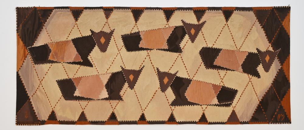 Sein Hang zu reduzierten Formen und radikaler Vereinfachung zeigt sich auch in diesem Wandteppich von Ewald Mataré (um 1950–1960).