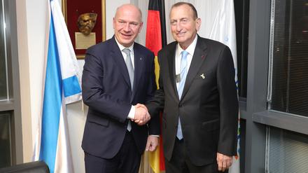 Kai Wegner und Ron Huldai, Bürgermeister von Tel Aviv.