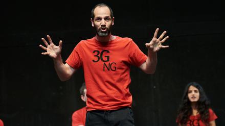 Schauspieler Yousef Sweid bei der Probe eines älteren Theaterstücks am Maxim Gorki Theater. (Archivbild)