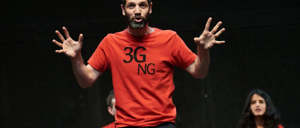 Schauspieler Yousef Sweid bei der Probe eines älteren Theaterstücks am Maxim Gorki Theater. (Archivbild)
