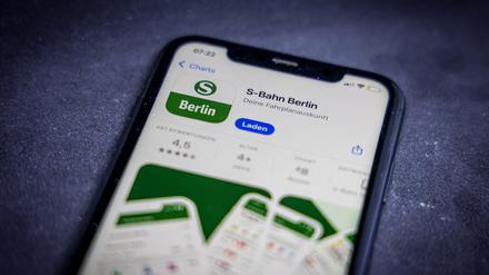 Die S-Bahn-App gibt es nur über die Vertriebswege von Apple und Google. 