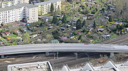 Die marode Ringbahnbrücke soll abgerissen werden. (Archivbild) 