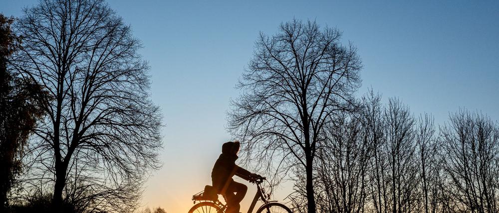 Der Sonntag wird deutlich kühler, auch nachts ist wieder Frost möglich.