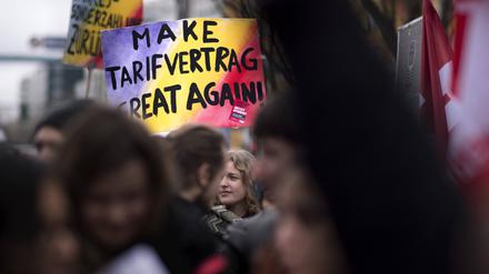 Es gibt Streit über die Frage, ob der neue Tarifvertrag für die Uni-Beschäftigten gilt. 