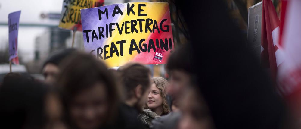 Es gibt Streit über die Frage, ob der neue Tarifvertrag für die Uni-Beschäftigten gilt.