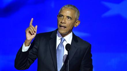 Archivbild: Der ehemalige US-Präsident Barack Obama bei einer Rede während des Wahlkampfs. 