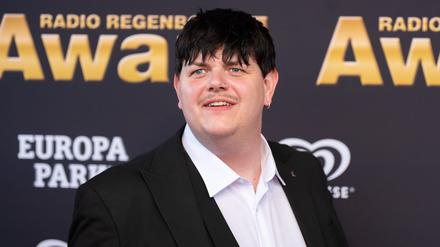 Sänger Isaak ist gespannt auf den diesjährigen ESC-Wettbewerb. 