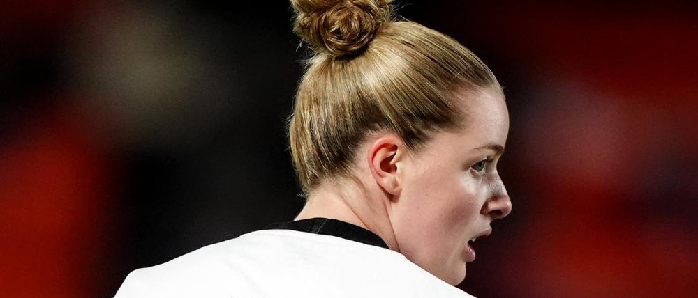 Alara bei ihrem zweiten Einsatz für die deutschen Fußballfrauen.