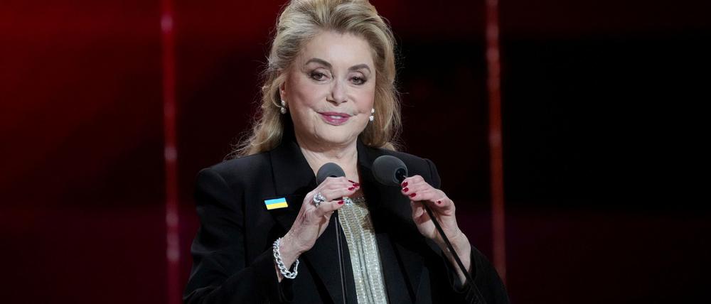 Catherine Deneuve konnte ihre Nachbarin Maria Callas durch den Kaminschacht singen hören.