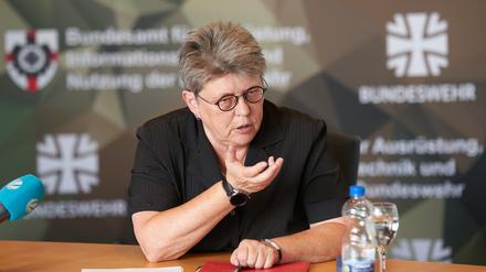 Präsidentin des Bundesamtes für Ausrüstung, Informationstechnik und Nutzung der Bundeswehr (BAAINBw): Annette Lehnigk-Emden.