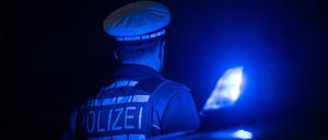 Polizeieinsatz am späten Abend (Symbolbild)