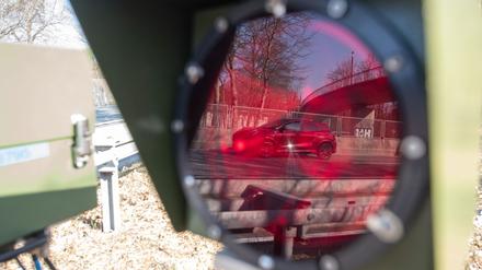 Die Polizei will beim Blitzermarathon verstärkt gegen Raser vorgehen. (Symbolbild)