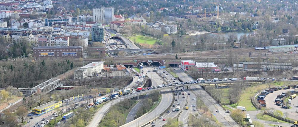 In den kommenden Nächten werden Teile der Autobahn 100 gesperrt. (Archivfoto)